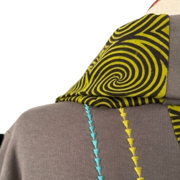 Boho Hippie Retro Trippy Green Embroidered Women's Sweatshirt Cowl Neck Lrg NWOT - Picture 12 of 15